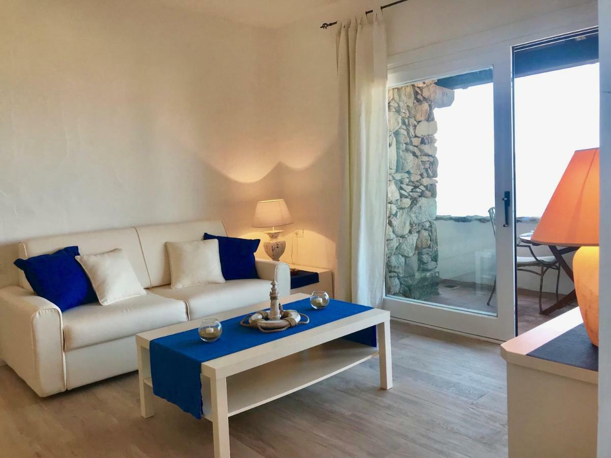 Casa Blue Villaggio Est Capo Coda Cavallo Dış mekan fotoğraf