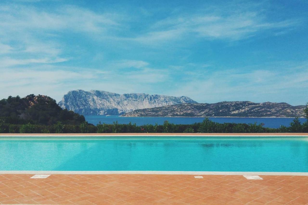 Casa Blue Villaggio Est Capo Coda Cavallo Dış mekan fotoğraf